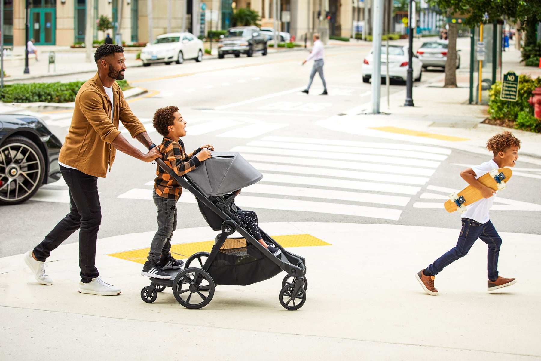 Tips for urban parents: Navigating the city hustle with Baby Jogger